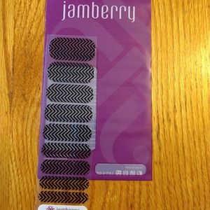 Jamberry Nail Wraps in Black Chevron